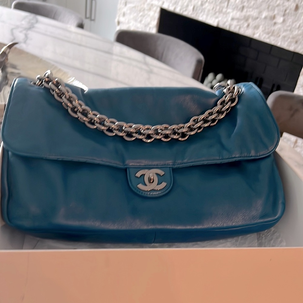 Chanel new with tags bag,lamb skin